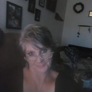 Meet your Posher, Lynn